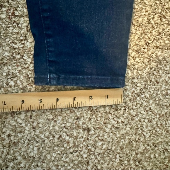 Old Navy Rockstar Super-stretch Jeans - Picture 10 of 11